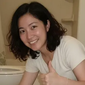 Sarah K.'s testimonial photo, confirming the shocking efficacy of the 3-day cleanse with zero disruption to her work schedule